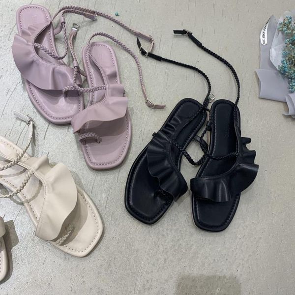 sandals fairy women ruffles slippers summer beach shoes woman buckle strap sandales flat weave narrow band sandalias mujer 2021, Black
sandals fairy women ruffles slippers summer beach shoes woman buckle strap sandales flat weave narrow band sandalias mujer 2021, Black
