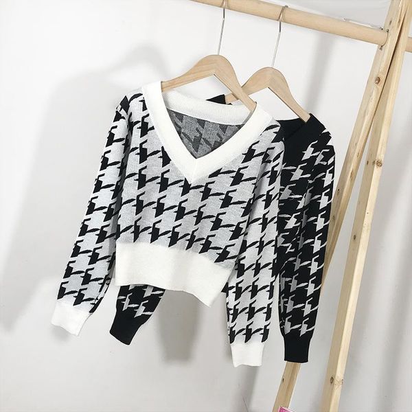 fashion women sweater casual long-sleeved knitwear autumn plaid houndstooth v-neck pullover short style women's sweaters, White;black
fashion women sweater casual long-sleeved knitwear autumn plaid houndstooth v-neck pullover short style women's sweaters, White;black