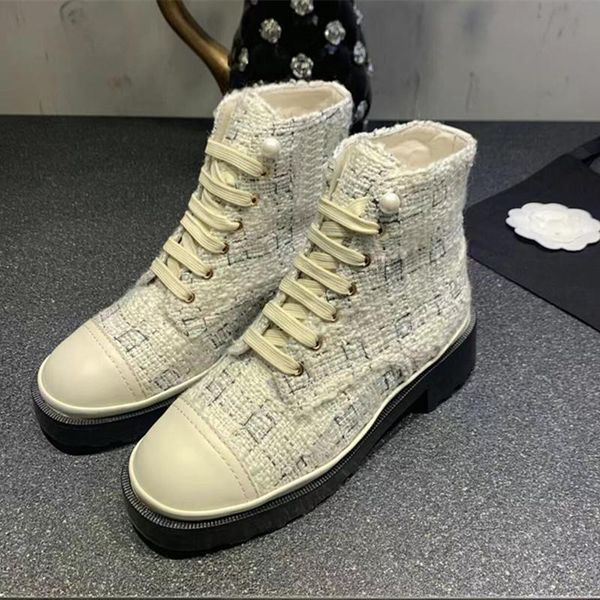 boots 2021 brand autumn and winter women cotton material elegant pearl decoration lace-up design fashion lady shoes, Black
boots 2021 brand autumn and winter women cotton material elegant pearl decoration lace-up design fashion lady shoes, Black