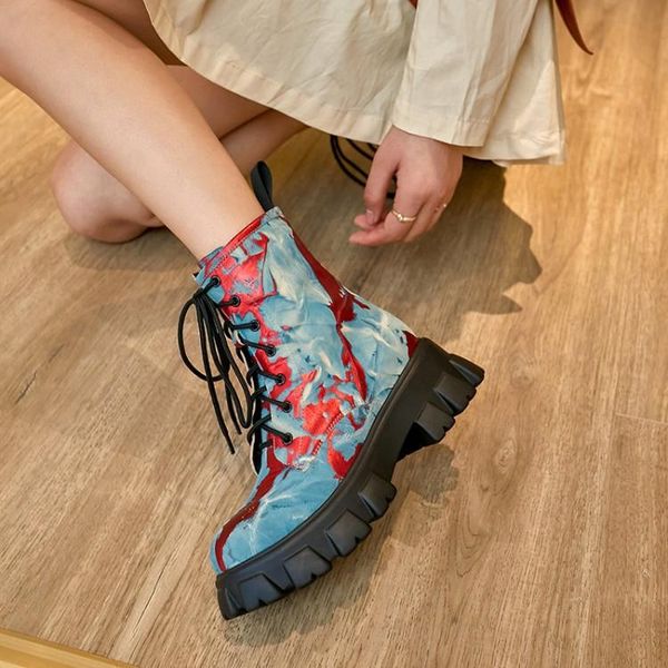 boots mljuese 2021 women ankle cow leather winter short plush lace up blue color round toe high heels female riding, Black
boots mljuese 2021 women ankle cow leather winter short plush lace up blue color round toe high heels female riding, Black