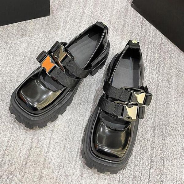 dress shoes 2021 summer sandals same style mary jane muffin small leather double button thick soled high campus woman, Black
dress shoes 2021 summer sandals same style mary jane muffin small leather double button thick soled high campus woman, Black