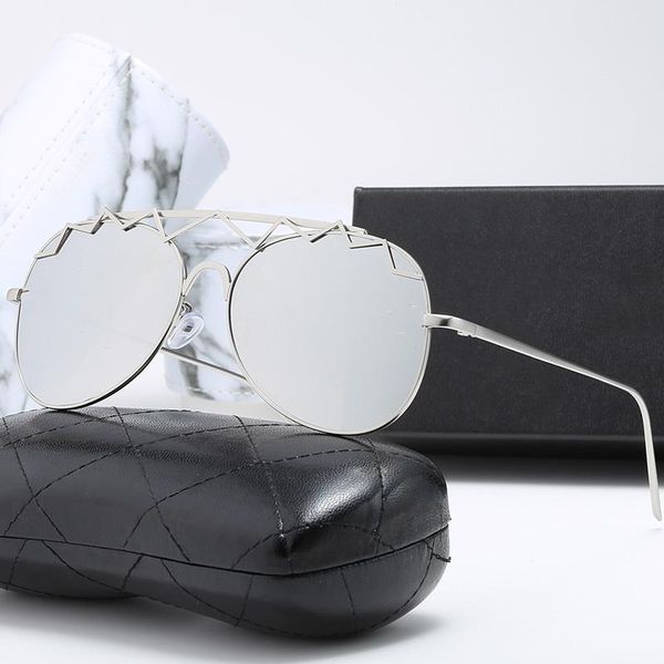 sunglasses 2021 vintage style for both men and women designer with original box, White;black
sunglasses 2021 vintage style for both men and women designer with original box, White;black