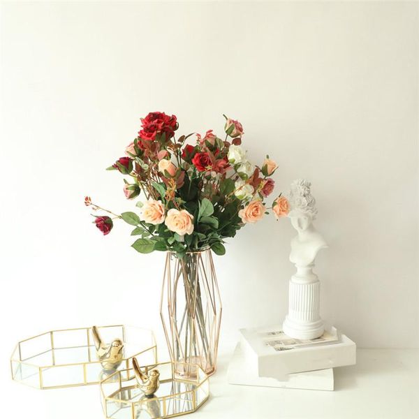 silk flower single three head rose artificial for valentine's day christmas wedding home decoration decorative flowers & wreaths
silk flower single three head rose artificial for valentine's day christmas wedding home decoration decorative flowers & wreaths
