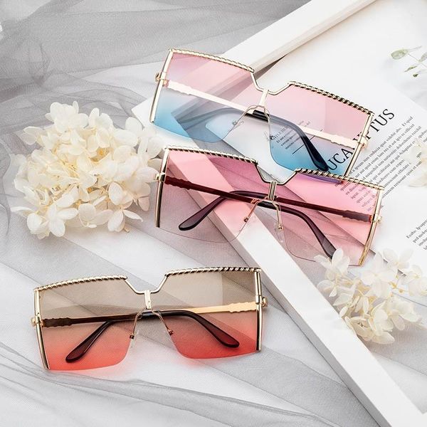 sunglasses brand designer 2021 luxury retro frameless women's gradient fashion windproof glasses uv400 gafas de sol para, White;black
sunglasses brand designer 2021 luxury retro frameless women's gradient fashion windproof glasses uv400 gafas de sol para, White;black