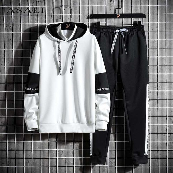 hoodies + sweatpants 2 pieces tracksuits sets men autumn winter casual track suit sportswear male patchwork hooded letter suits 211222, Gray
hoodies + sweatpants 2 pieces tracksuits sets men autumn winter casual track suit sportswear male patchwork hooded letter suits 211222, Gray