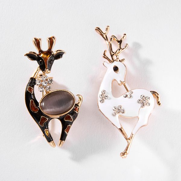 2 colors available rhinestone deer brooches for women men christmas reindeer pins luxury coat accessories fashion couple jewelrydio chan con, Gray
2 colors available rhinestone deer brooches for women men christmas reindeer pins luxury coat accessories fashion couple jewelrydio chan con, Gray