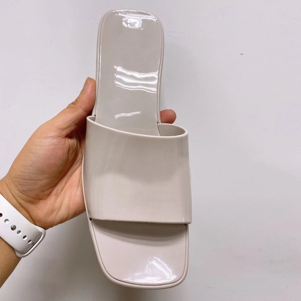 Prowow Spring Summer new high heel jelly slippers PVC beach slippers ladies fashion heightening outdoor slippers
Prowow Spring Summer new high heel jelly slippers PVC beach slippers ladies fashion heightening outdoor slippers