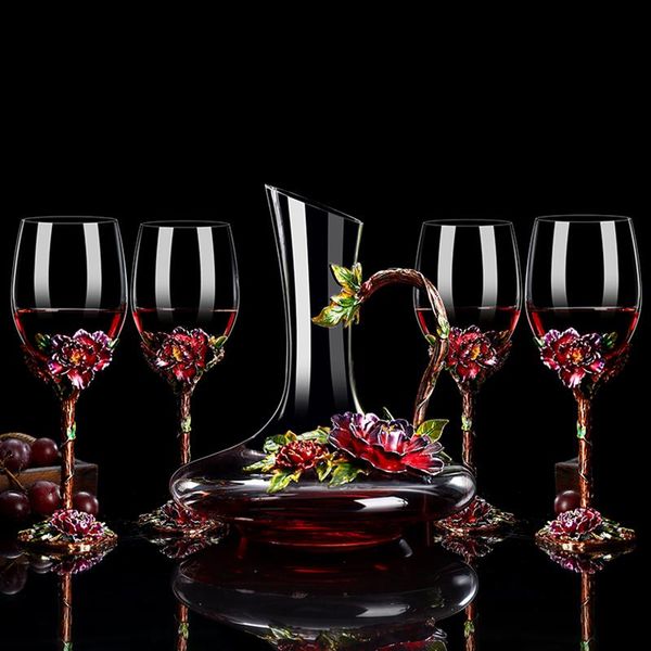 household enamel colored wine glass decanter set creative personality goblet champagne high-end gift glasses
household enamel colored wine glass decanter set creative personality goblet champagne high-end gift glasses