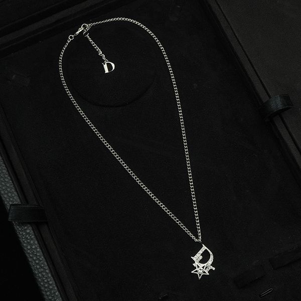 designer jewelry word star hollowed out inlaid silver women's necklace di family personality fashion korean simple style
designer jewelry word star hollowed out inlaid silver women's necklace di family personality fashion korean simple style