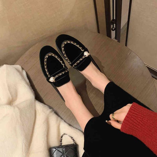 2022 new style small fragrance suede low heel shoes pearl chain one foot round head flat bottom temperament lefu women's shoes, Black
2022 new style small fragrance suede low heel shoes pearl chain one foot round head flat bottom temperament lefu women's shoes, Black