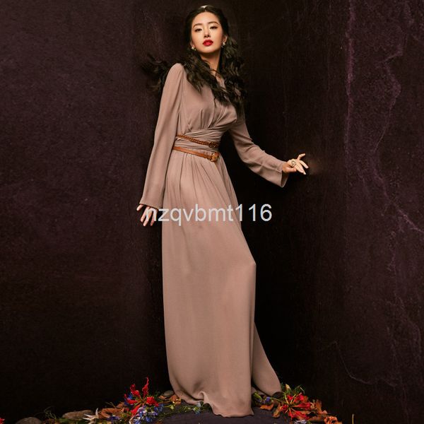 casual dresses fashion show yang caiyu's same spring and summer women's round neck long sleeve lace up medium dress, Black;gray
casual dresses fashion show yang caiyu's same spring and summer women's round neck long sleeve lace up medium dress, Black;gray