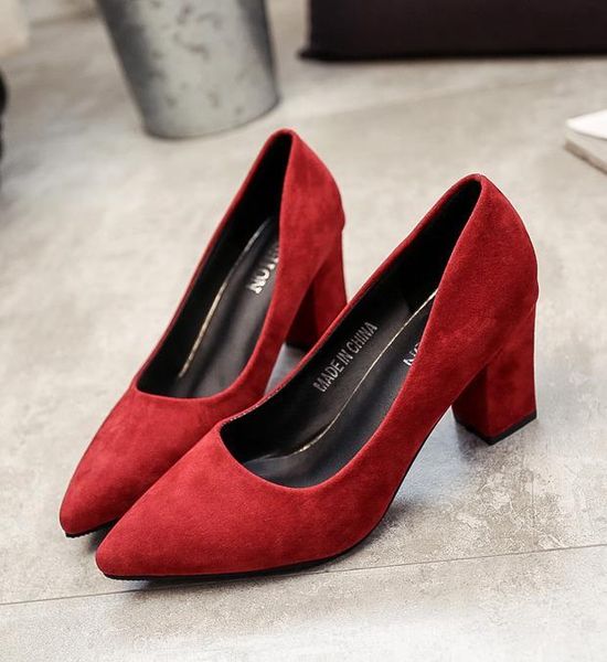 dress shoes autumn korean version pointed lady high heels black with thick wild single women s023
dress shoes autumn korean version pointed lady high heels black with thick wild single women s023