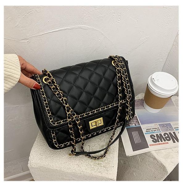 evening bags high-quality ladies rhombic chain small square bag 2021autumn and winter messenger fashion one-shoulder
evening bags high-quality ladies rhombic chain small square bag 2021autumn and winter messenger fashion one-shoulder
