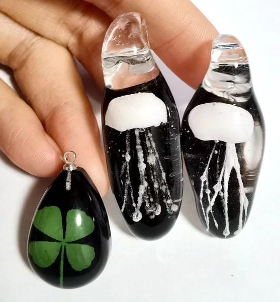3 pcs handmade pendant real chic four leaf clover glass jellyfish color gift decoration ornament, Silver
3 pcs handmade pendant real chic four leaf clover glass jellyfish color gift decoration ornament, Silver