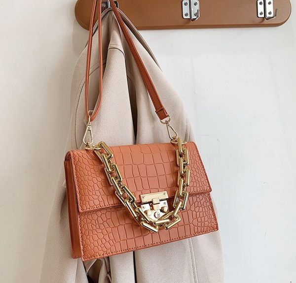 cross body fashion designer women handbag tote shoulder bag all-match chain messenger purse crossbody bags
cross body fashion designer women handbag tote shoulder bag all-match chain messenger purse crossbody bags