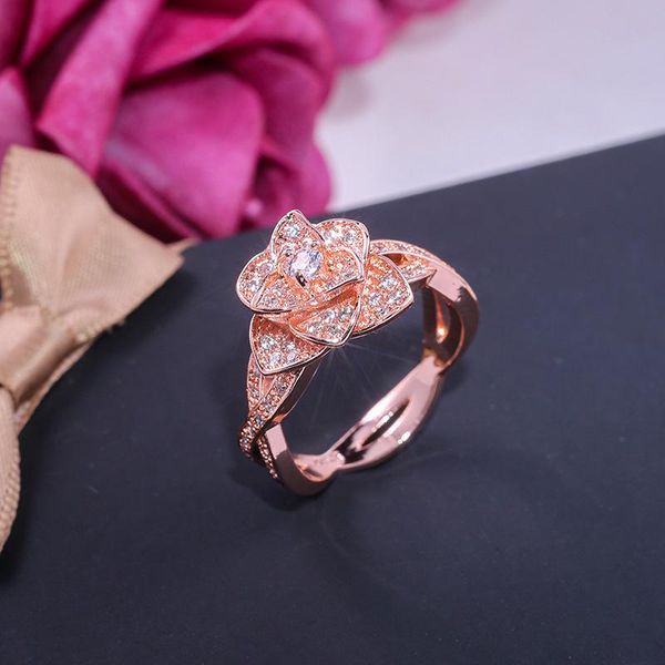 wedding rings fashion copper plated rose gold inlaid zircon rhinestone ladies engagement ring golden flower gift, Slivery;golden
wedding rings fashion copper plated rose gold inlaid zircon rhinestone ladies engagement ring golden flower gift, Slivery;golden