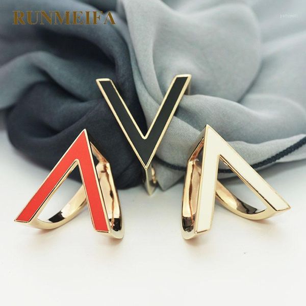 runmeifa silk scarf buckle brief fashion women steel titaniumenamel letter v brooch jewelry to accessorizes 20g1, Gray 
runmeifa silk scarf buckle brief fashion women steel titaniumenamel letter v brooch jewelry to accessorizes 20g1, Gray