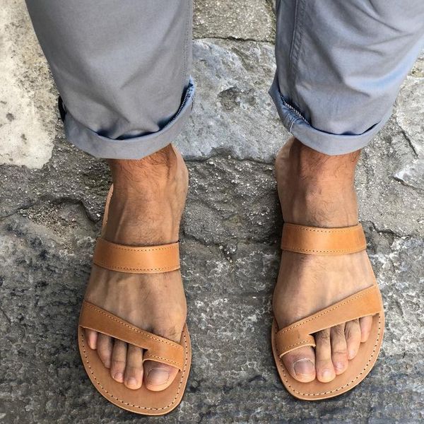 sandals rome couple shoes 2021 summer men women casual retro sewing flat slippers outdoor footwear big size 35-48, Black
sandals rome couple shoes 2021 summer men women casual retro sewing flat slippers outdoor footwear big size 35-48, Black