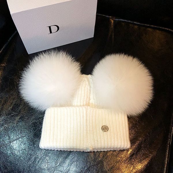 ht021 winter 16cm real fur ball pom poms for lady knitted cap hat skullies women beanies, Blue;gray
ht021 winter 16cm real fur ball pom poms for lady knitted cap hat skullies women beanies, Blue;gray