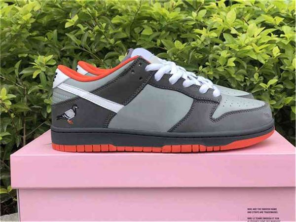 authentic sb staple nyc pigeon low new york medium grey white dark dove men women athletic shoes skateboard sneakers with box
authentic sb staple nyc pigeon low new york medium grey white dark dove men women athletic shoes skateboard sneakers with box