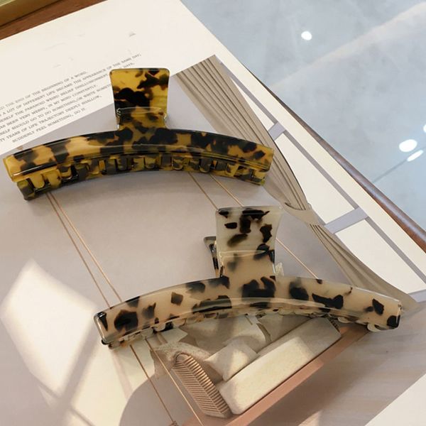 floral camouflage leopard print hair clamp large size geometric t-shaped tortoiseshell hair clip simple acetate hair claws, Slivery;golden
floral camouflage leopard print hair clamp large size geometric t-shaped tortoiseshell hair clip simple acetate hair claws, Slivery;golden