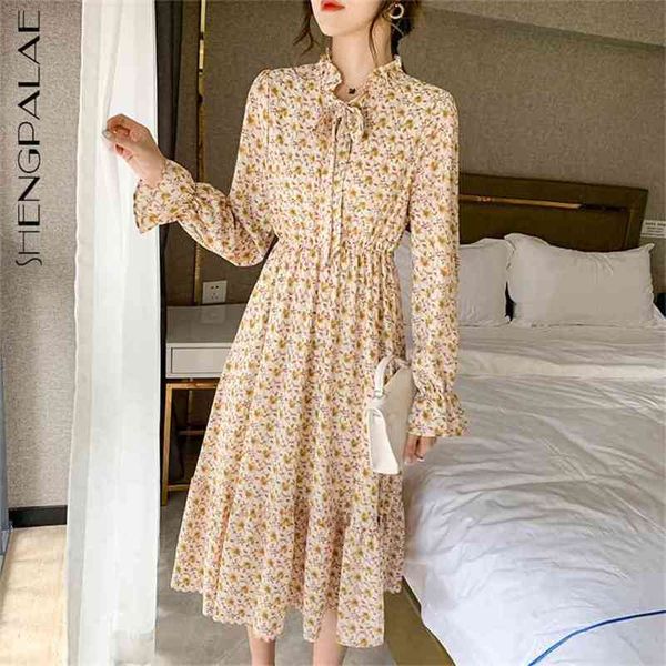 shengpllae vintage floral dress women's spring ruffled neck lace up waist loose long sleeve printed dresses female 5a10 210427, Black;gray
shengpllae vintage floral dress women's spring ruffled neck lace up waist loose long sleeve printed dresses female 5a10 210427, Black;gray