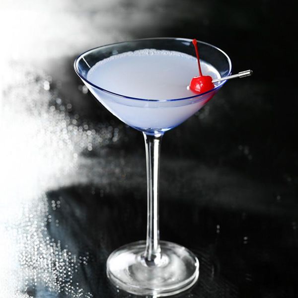 wine glasses high-end blue special cocktail glass martini japanese crystal cold drink
wine glasses high-end blue special cocktail glass martini japanese crystal cold drink