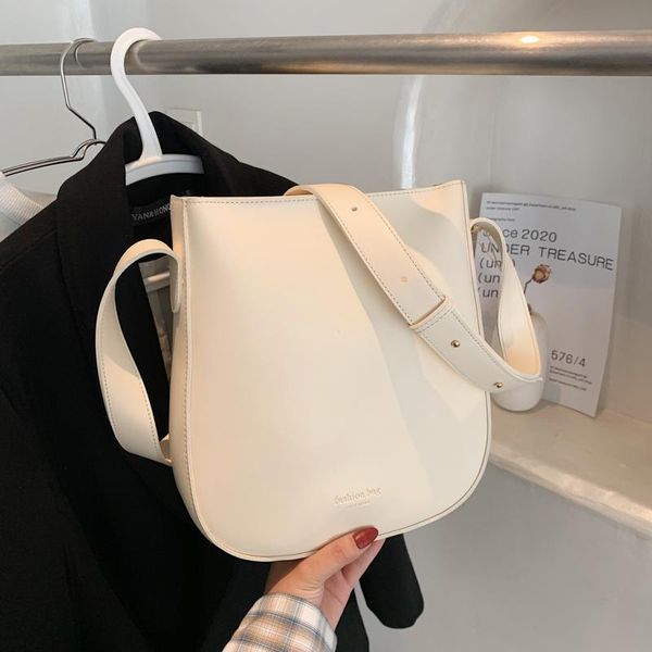 cross body large capacity women bucket bag fashion all-match crossbody for shoulder bags bolsas feminina
cross body large capacity women bucket bag fashion all-match crossbody for shoulder bags bolsas feminina