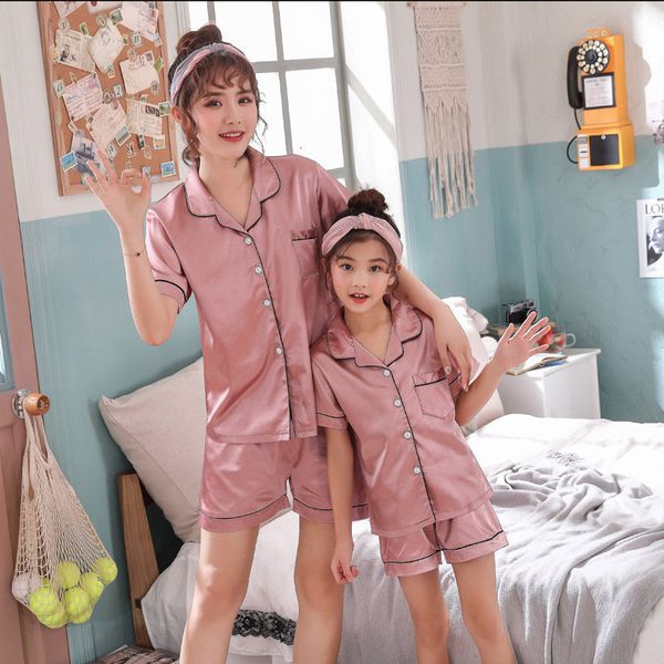 sleepwear mother and daughter random short clothes combining house silk suit summer thin shorts 2 pcs joint women of pyjama f772 acu1, Black;red
sleepwear mother and daughter random short clothes combining house silk suit summer thin shorts 2 pcs joint women of pyjama f772 acu1, Black;red
