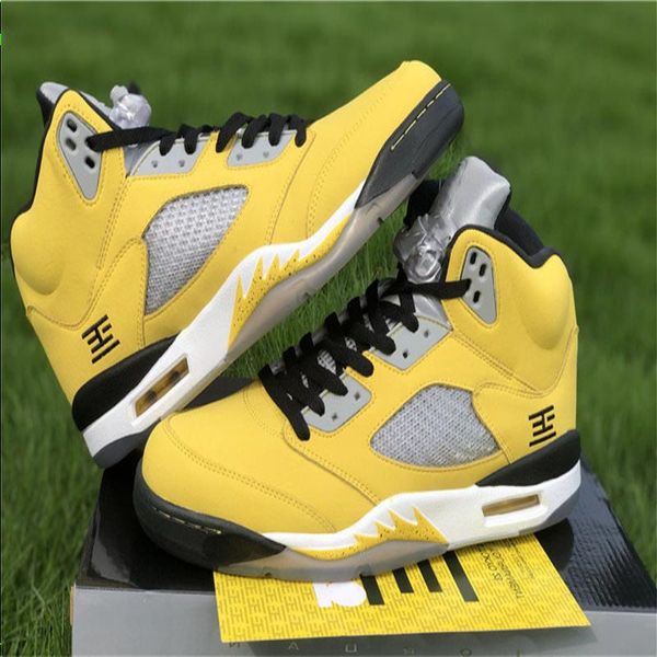 authentic 5 tokyo 23 basketball shoes man varsity maize anthracite wolf grey black 2011 release yellow japan tokyo limited sports with qlsv
authentic 5 tokyo 23 basketball shoes man varsity maize anthracite wolf grey black 2011 release yellow japan tokyo limited sports with qlsv