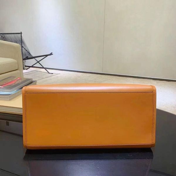 handbag luxurys bags designer tote bag branded crossbody women fahion plain caual large capacity shoulder amber handles genuine
handbag luxurys bags designer tote bag branded crossbody women fahion plain caual large capacity shoulder amber handles genuine