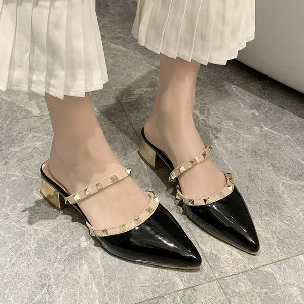 dress shoes 2021 fashion patent leather block heels sandals pointed toe rivets high woman sandalias desgin ladies slippers, Black
dress shoes 2021 fashion patent leather block heels sandals pointed toe rivets high woman sandalias desgin ladies slippers, Black