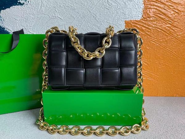 designer tote bag branded crossbody luxurys bags handbag shoulder_bag shoulder hand-woven women fashion metal chain braided pillow tofu lu
designer tote bag branded crossbody luxurys bags handbag shoulder_bag shoulder hand-woven women fashion metal chain braided pillow tofu lu