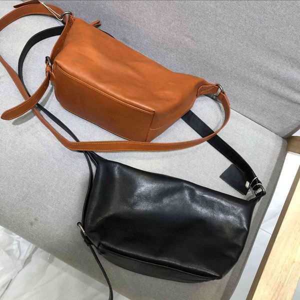leather head leather hand made men's and women's single shoulder chest bag waist messenger bag large capacity
leather head leather hand made men's and women's single shoulder chest bag waist messenger bag large capacity
