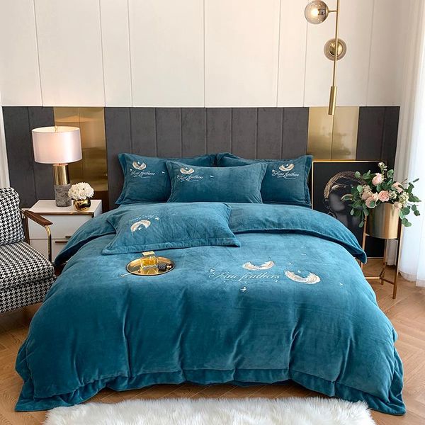bedding sets michiko solid color velvet duvet cover feather series embroidery four piece set
bedding sets michiko solid color velvet duvet cover feather series embroidery four piece set