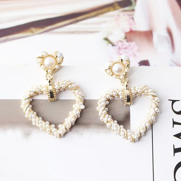 luxury pearl earring for women's heart round earrings korean fashion 2021 gold white wholesale accessories dangle & chandelier, Silver
luxury pearl earring for women's heart round earrings korean fashion 2021 gold white wholesale accessories dangle & chandelier, Silver