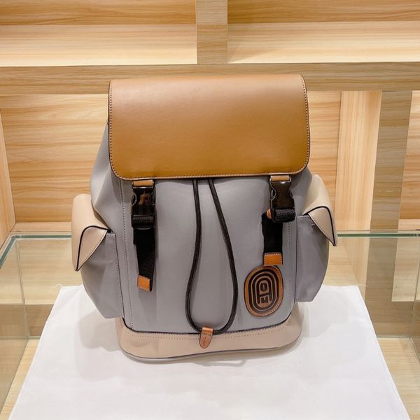 2021 designer backpack fashion europe and the united states leather lapbags large capacity travel brief shoulder handbag lady man casual bag
2021 designer backpack fashion europe and the united states leather lapbags large capacity travel brief shoulder handbag lady man casual bag