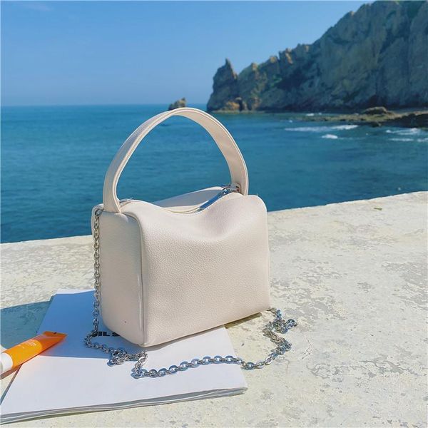 evening bags 2021 women's shoulder bag woman handbag chain soft pu leather korean summer bolsas crossbody for women tote
evening bags 2021 women's shoulder bag woman handbag chain soft pu leather korean summer bolsas crossbody for women tote
