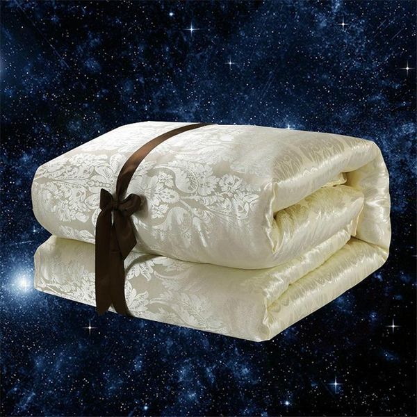 luxury 100% silk comforter mulberry blanket quilt duvet for summer & winter king queen twin size patchwork filler handmade comforters sets
luxury 100% silk comforter mulberry blanket quilt duvet for summer & winter king queen twin size patchwork filler handmade comforters sets