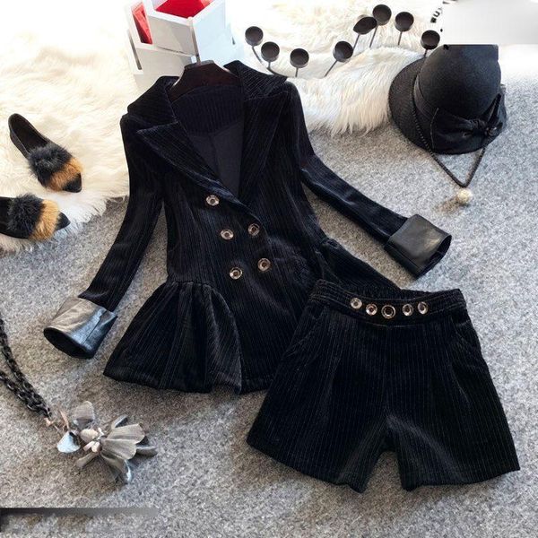 women's tracksuits velvet 2 piece set women autumn winter retro pants suits short jacket coat + shorts two lady, Gray
women's tracksuits velvet 2 piece set women autumn winter retro pants suits short jacket coat + shorts two lady, Gray