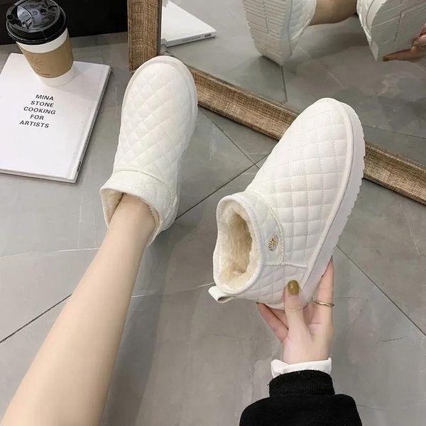 boots 20211 autumn/winter leather diamond low-one-step cotton shoes women's thick-soled non-slip and velvet warm snow, Black
boots 20211 autumn/winter leather diamond low-one-step cotton shoes women's thick-soled non-slip and velvet warm snow, Black
