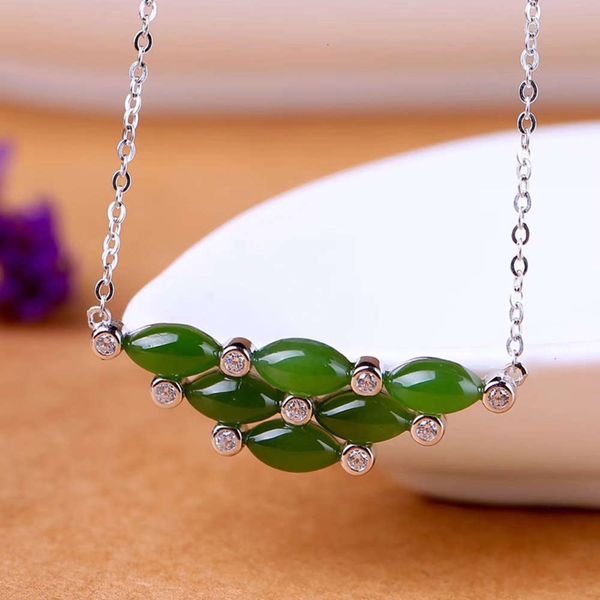 925 silver jewelry sterling silver inlaid natural hetian jade jasper clover necklace, Black
925 silver jewelry sterling silver inlaid natural hetian jade jasper clover necklace, Black