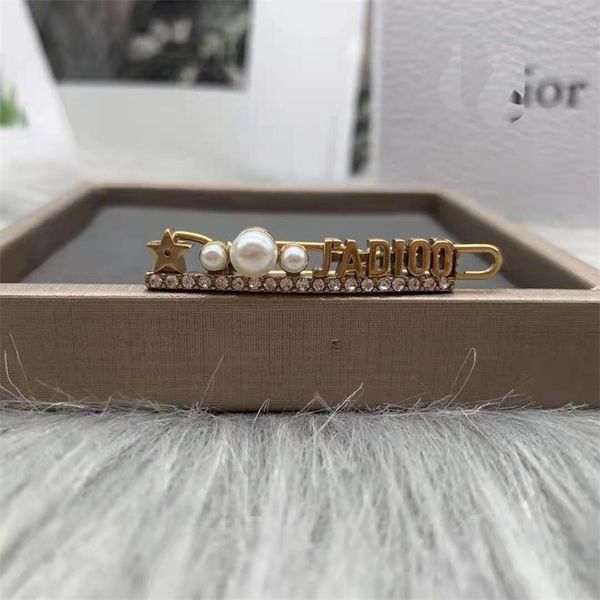 70% off outlet online family letter diamond pearl hairpin side the same bangs girl's hair rope temperament duckbill clip, Golden;silver
70% off outlet online family letter diamond pearl hairpin side the same bangs girl's hair rope temperament duckbill clip, Golden;silver