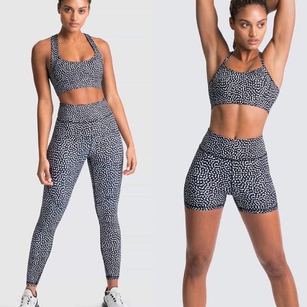 yoga outfit women seamless 2pcs set bra shirts shorts pant high waist fitness running sportswear sports suits workout clothes gym
yoga outfit women seamless 2pcs set bra shirts shorts pant high waist fitness running sportswear sports suits workout clothes gym