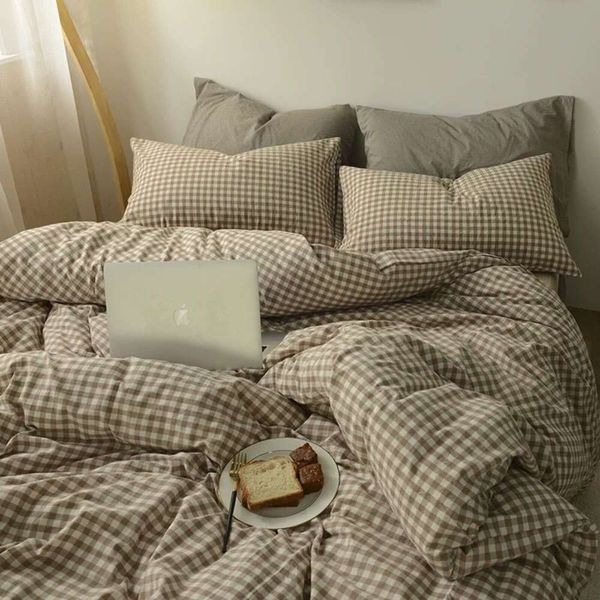simple japanese camel lattice quilt cover 4-piece set student dormitory solid color 3-piece sheet bedding
simple japanese camel lattice quilt cover 4-piece set student dormitory solid color 3-piece sheet bedding