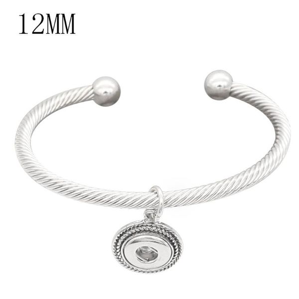 charm bracelets 2021 fashion women men lovers bracelet silver alloy for female personality 18mm snaps jewelry, Golden;silver
charm bracelets 2021 fashion women men lovers bracelet silver alloy for female personality 18mm snaps jewelry, Golden;silver