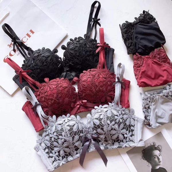 bras sets floral lace embroidery push up bra and panty set gather deep-v neck women lingerie fashion thicken underwear for girls, Red;black
bras sets floral lace embroidery push up bra and panty set gather deep-v neck women lingerie fashion thicken underwear for girls, Red;black