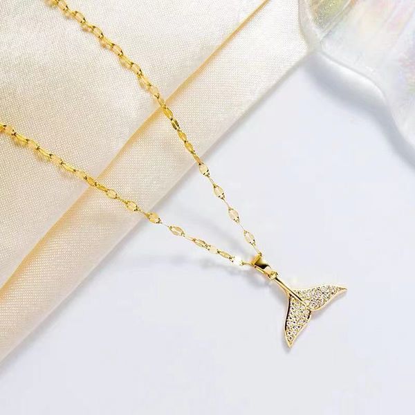 pendant necklaces korean style simple mermaid tail full diamond micro-inlaid fashion temperament clavicle chain titanium steel 2021 new fact, Silver
pendant necklaces korean style simple mermaid tail full diamond micro-inlaid fashion temperament clavicle chain titanium steel 2021 new fact, Silver
