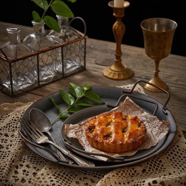 retro round wrought iron with handle binaural storage tray flat bread plate fruit cake platter dinner serving kitchen & organization
retro round wrought iron with handle binaural storage tray flat bread plate fruit cake platter dinner serving kitchen & organization