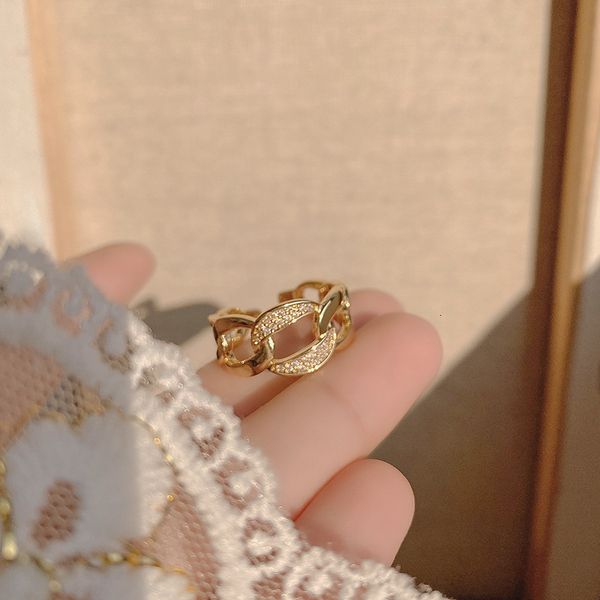 ring han fan ins cool wind metal index finger copper inlaid zircon chain open net red same, Silver
ring han fan ins cool wind metal index finger copper inlaid zircon chain open net red same, Silver